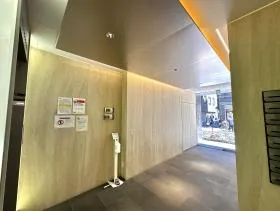 東八重洲プレイスの外観