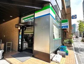 ファミリーマート