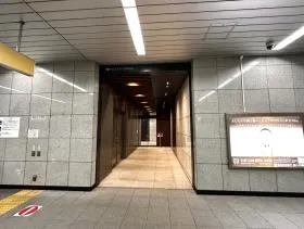 神谷町駅と直結している