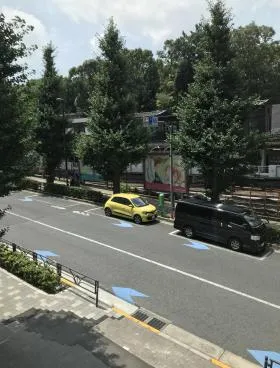 EA HARAJUKU Towerビルの外観