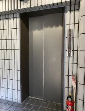 四谷金子ビルの外観