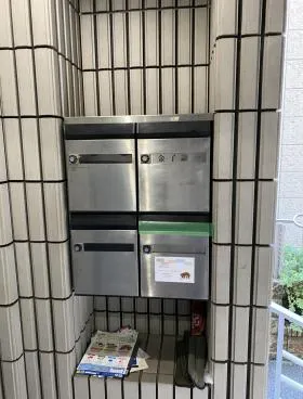 四谷金子ビルの外観