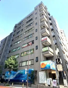 西新宿TKビルの外観
