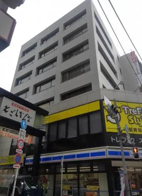 戸越銀座フロントビルの外観
