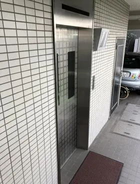 マスダビルの外観
