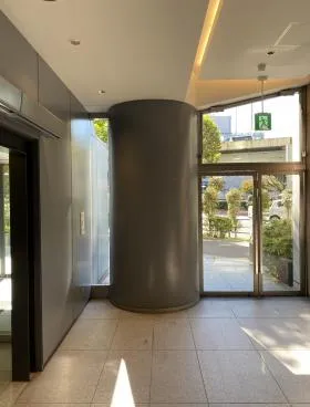 神田錦町安田(旧:メットライフ神田錦町)ビルの外観