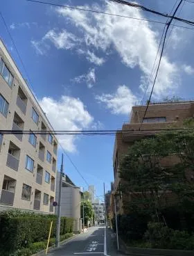 ストーンハウスⅡビルの外観