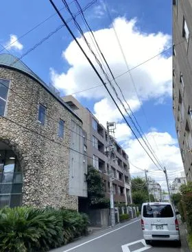 ストーンハウスⅡビルの外観