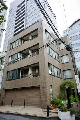 カーサ・チェリーヒルビルの外観