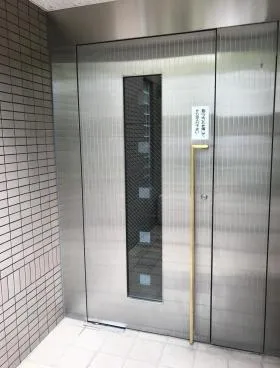 カーサ・チェリーヒルビルの外観