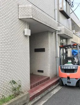 第2榮晃レジデンスビルの外観