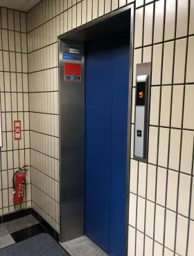 トローヂャンビルの外観