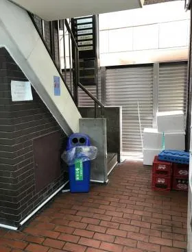 泉商一ツ木ビル別館の外観
