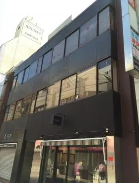 サンライズビルの外観