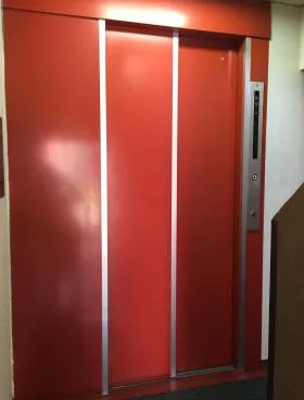 サンライズビルの外観