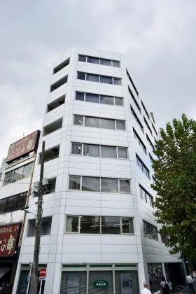 茅場町会館の外観