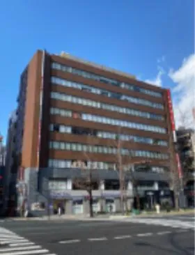 難波日興ビルの外観