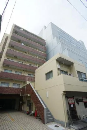 シャトレー新宿御苑Ⅰビルの外観