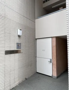 ユニバースビルパートⅡの外観