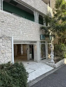フォレシティ九段ビルの外観