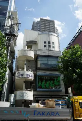 代官山八幡ビルの外観
