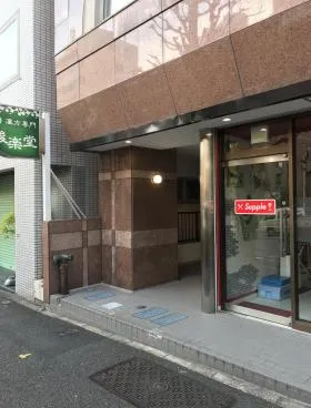 ベルスクエア本郷ビルの外観