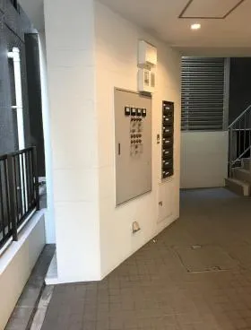 ベルスクエア本郷ビルの外観