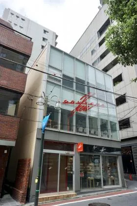 Barbizon54ビルの外観