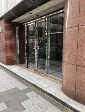 あいおい損保新宿東共同ビルの外観