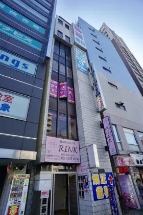 塚田ビルの外観
