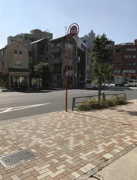エスタブロマサキビルの外観