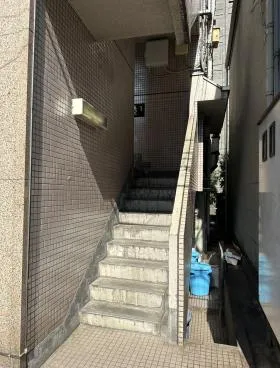 西山興業新水道橋ビルの外観