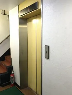 ハマダビルの外観