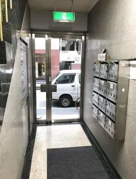 神田泰成ビルの外観