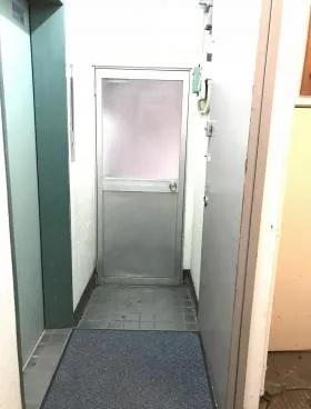 NARAビルの外観