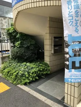 別所ビルの外観