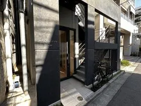 JLBグランエクリュ四ツ谷ビルの外観