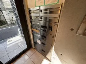 JLBグランエクリュ四ツ谷ビルの外観