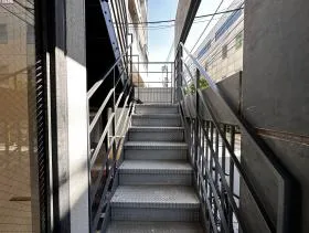 JLBグランエクリュ四ツ谷ビルの外観