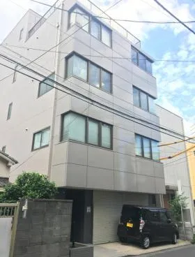 東條ビルの外観