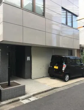 東條ビルの外観