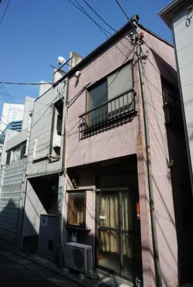 細貝ビルの外観