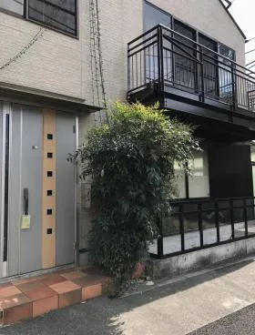 神宮前3丁目店ビルの外観