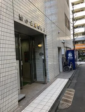 新小伝馬町ビルの外観