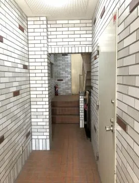 植木ビルの外観