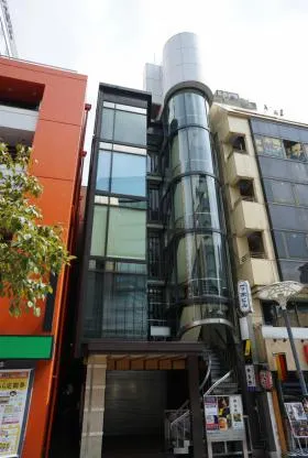 仮)一ツ木ビル本館の外観