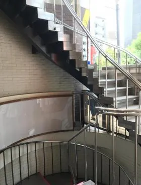仮)一ツ木ビル本館の外観