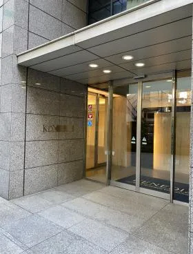 KDX箱崎ビルの外観