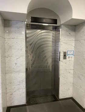 新共立ビルの外観