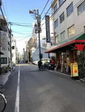 平和ビルの外観